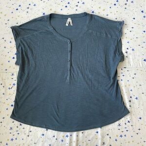 Featherweight Slub Dolman Henley